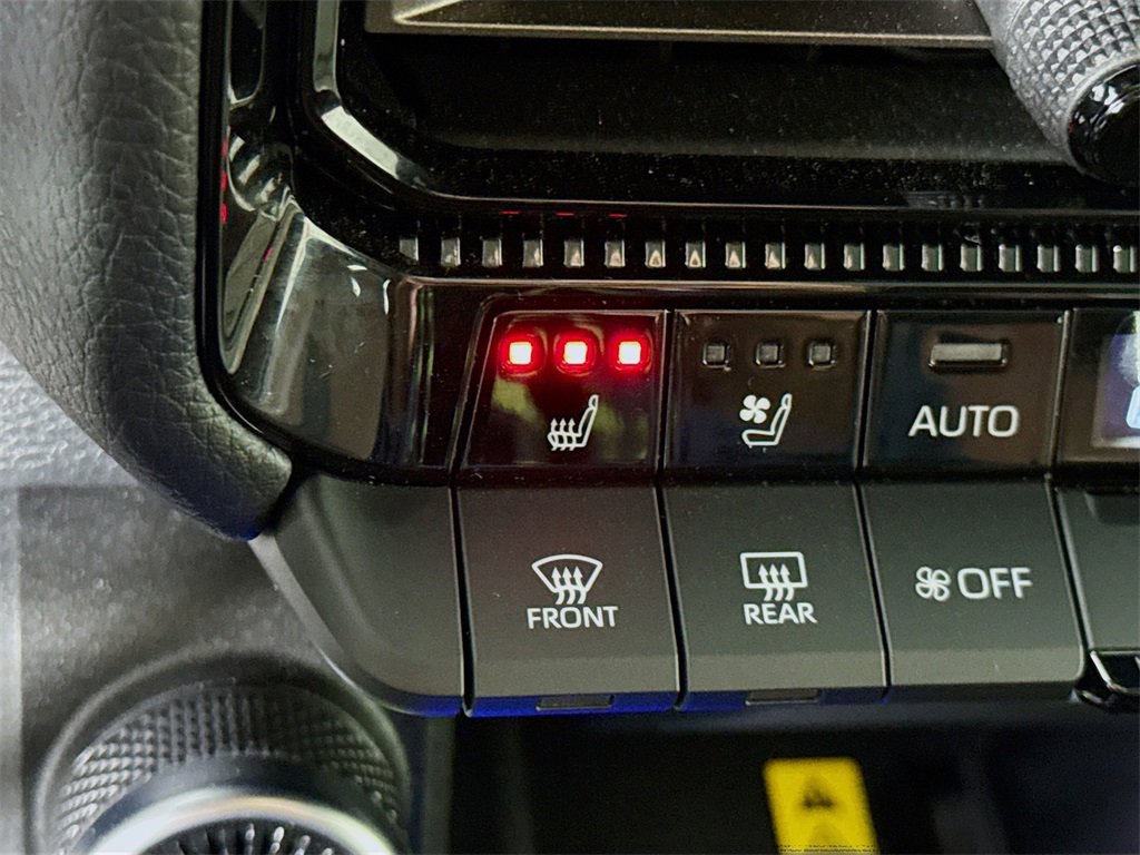 Used 2024 Toyota Land Cruiser image 12