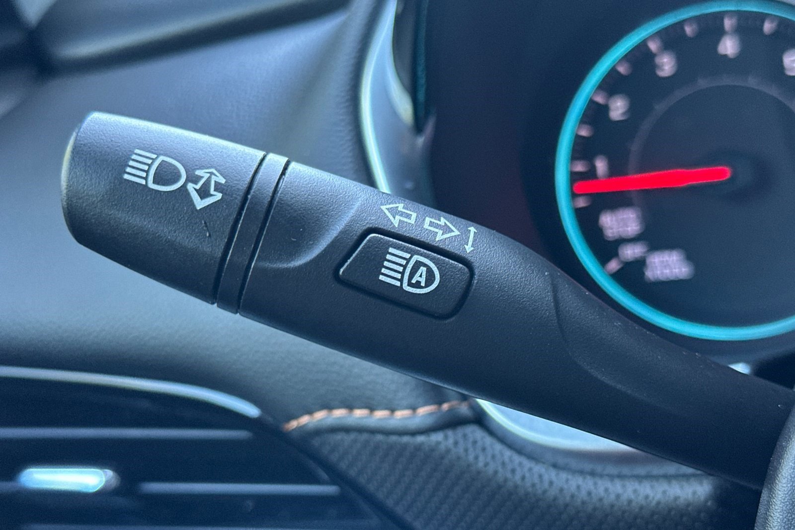 Used 2020 Chevrolet Traverse Premier w/ Redline Edition image 32