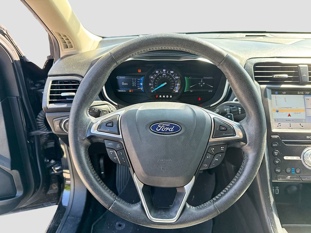 Used 2019 Ford Fusion Titanium AWD/4WD image 13