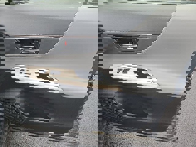 Certified 2021 Toyota Venza Limited image 6