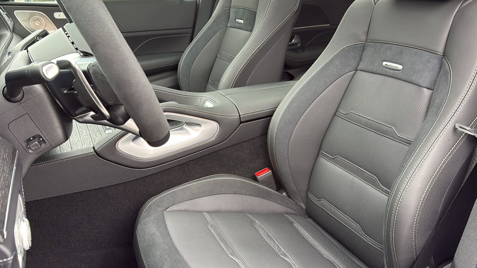 New 2026 Mercedes-Benz GLE 53 AMG 4MATIC Coupe image 28