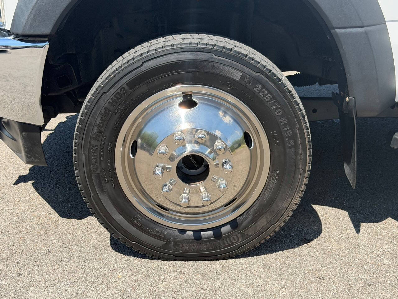 Used 2019 Ford F550 4x4 SuperCab Super Duty image 18