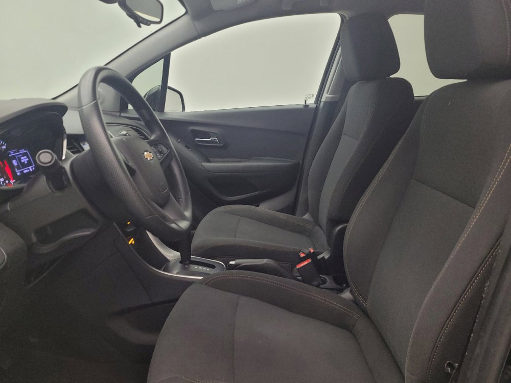 Used 2019 Chevrolet Trax LS w/ Tint and Cruise Package FWD image 17