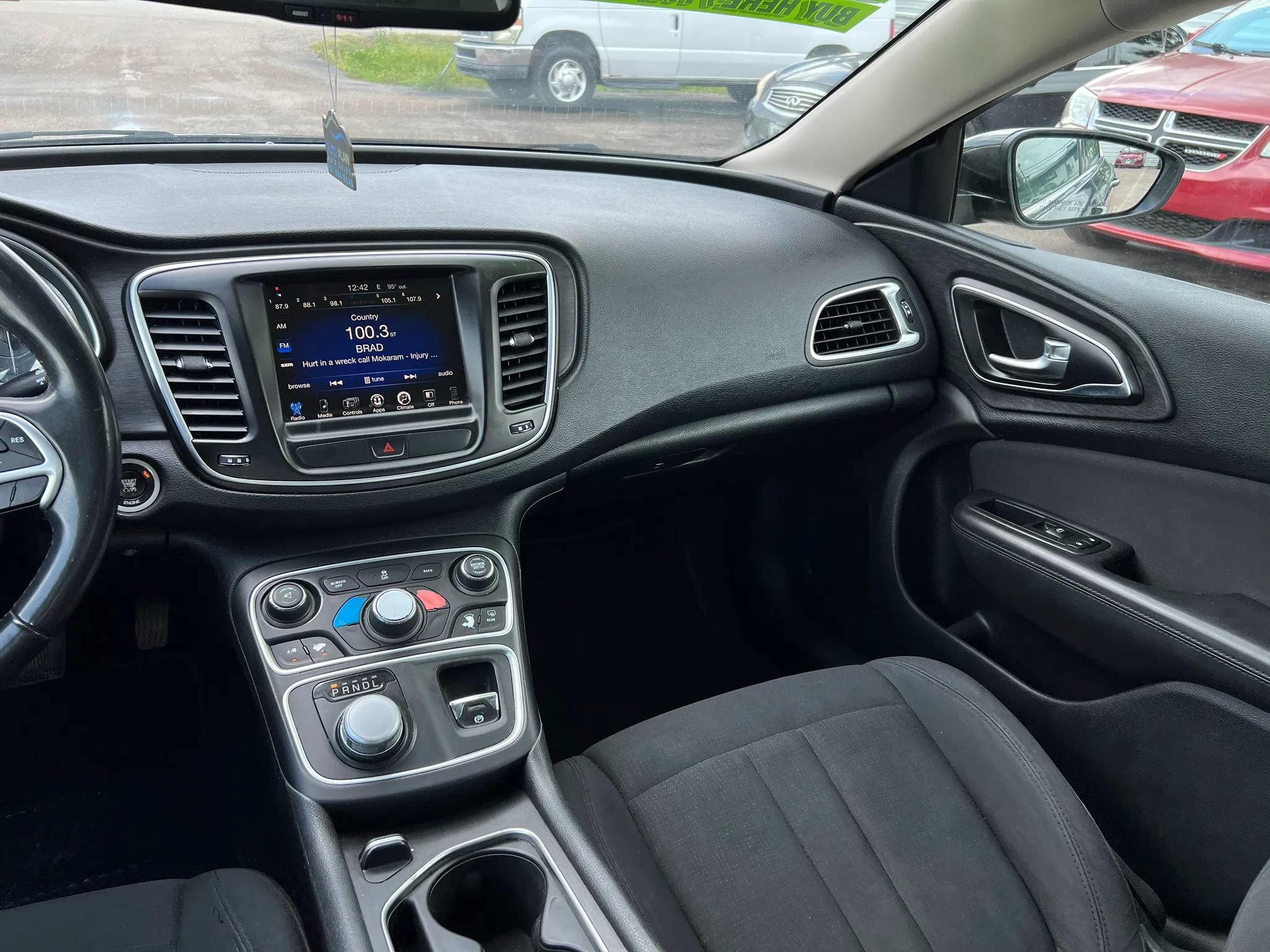 Used 2016 Chrysler 200 Limited w/ Convenience Group FWD image 16