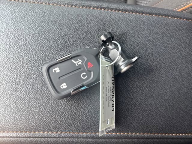 Certified 2023 GMC Acadia AT4 image 24