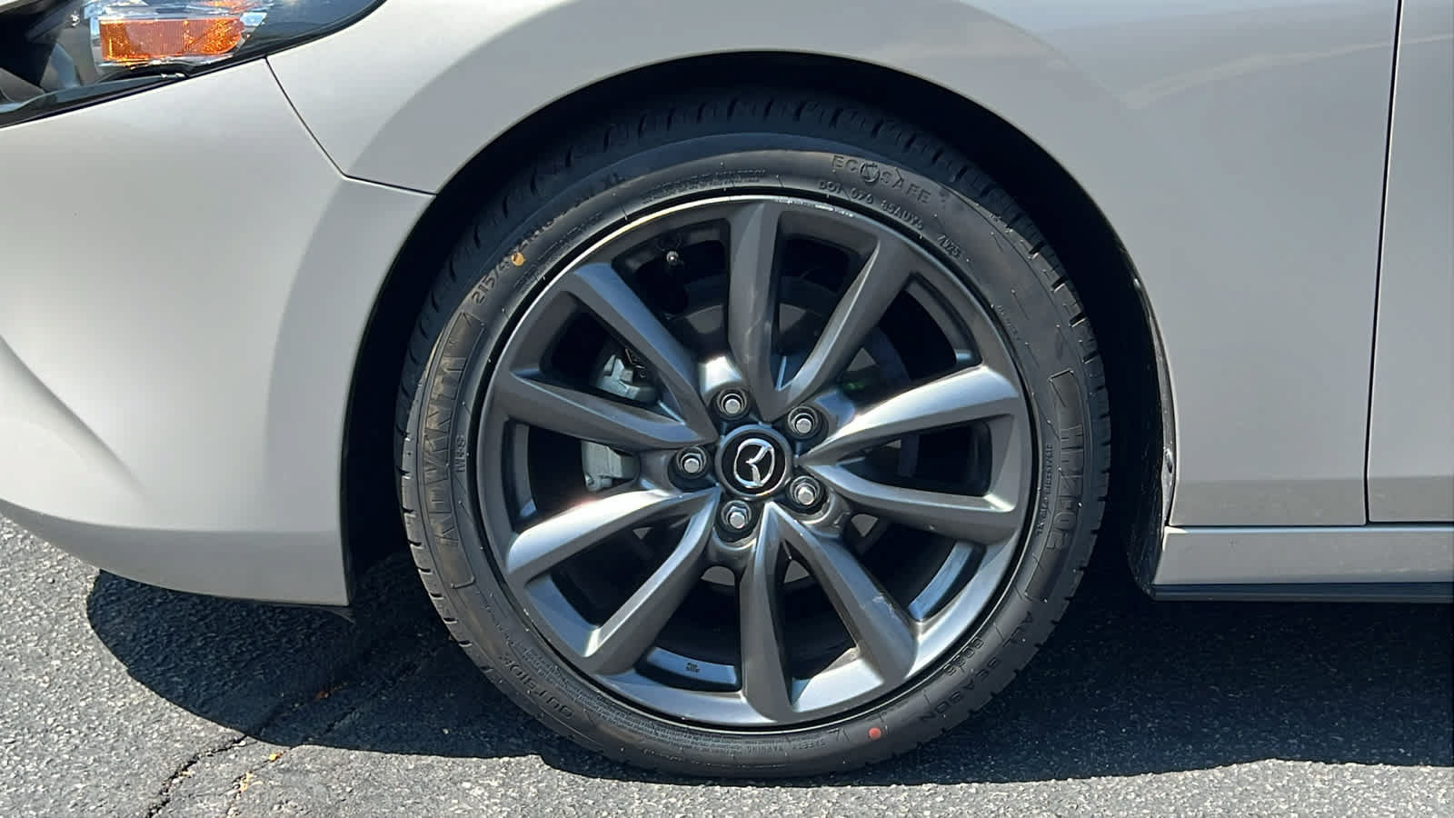 Used 2022 MAZDA MAZDA3 s FWD image 9
