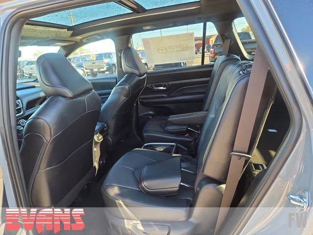 New 2026 Toyota Grand Highlander AWD Hybrid image 23