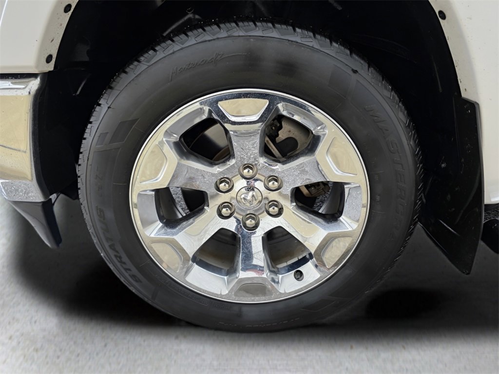 Used 2019 RAM 1500 Limited image 11