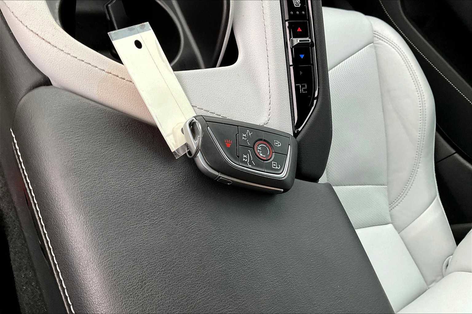 Used 2021 Chevrolet Corvette 2LT w/ Battery Protection Package image 11