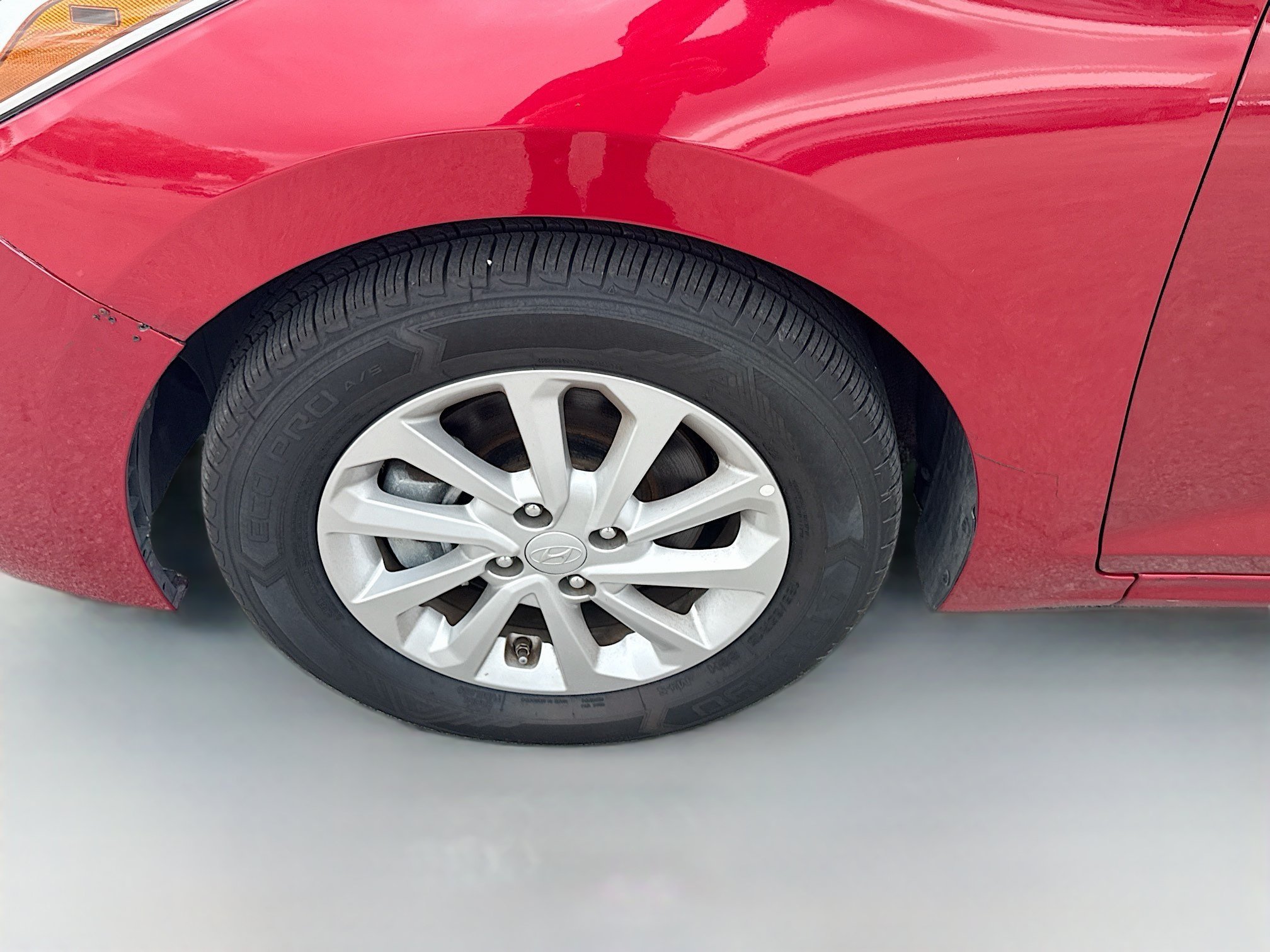 Used 2022 Hyundai Accent SEL FWD image 31