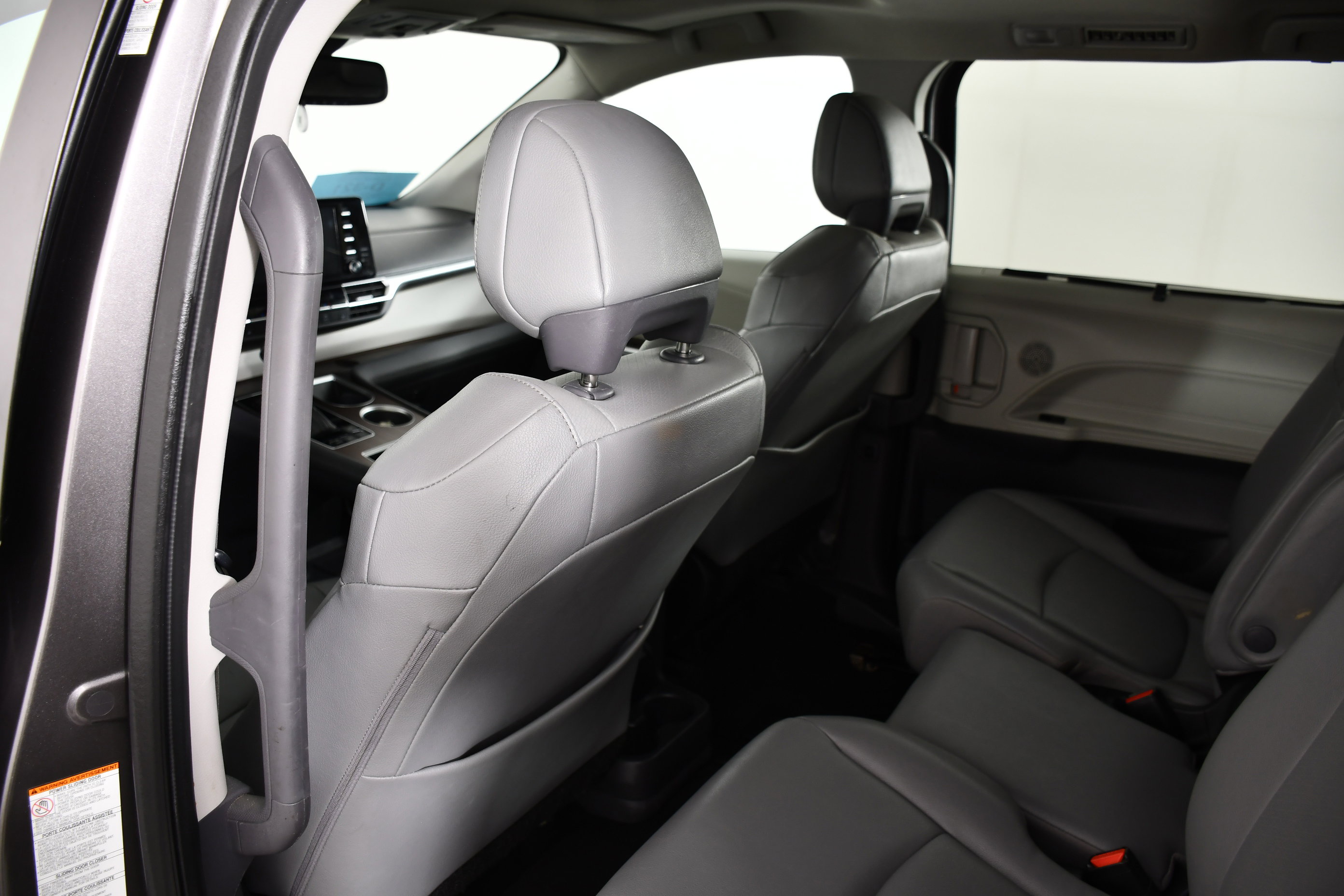 Used 2024 Toyota Sienna XLE image 44