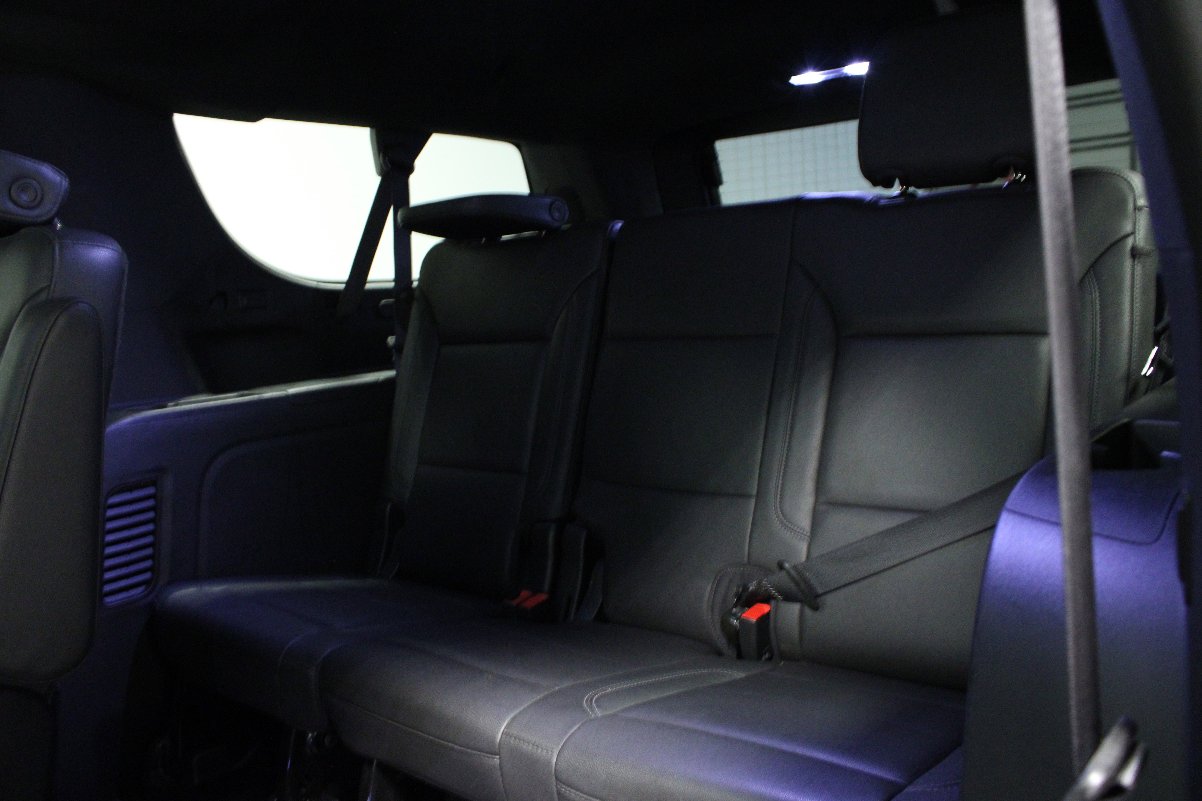 Used 2023 Chevrolet Suburban Z71 w/ Luxury Package image 14