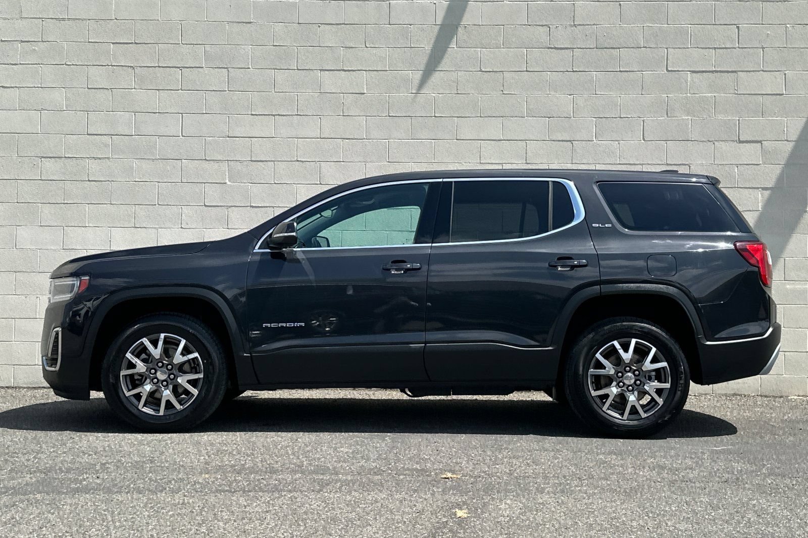 Certified 2020 GMC Acadia SLE FWD image 7
