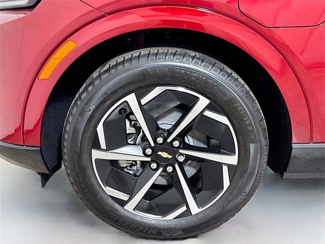 New 2025 Chevrolet Equinox EV LT image 19