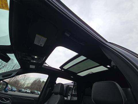 Used 2021 GMC Yukon SLT w/ SLT Premium Package image 27