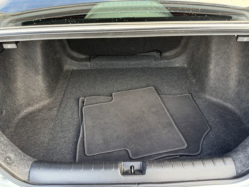 Used 2021 Honda Insight Touring image 19