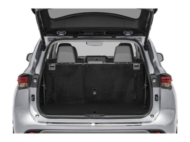 Certified 2025 Toyota Highlander Platinum image 12