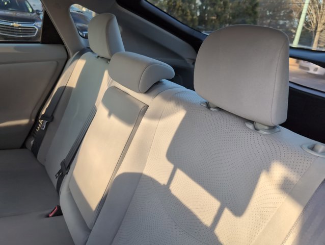 Used 2014 Toyota Prius Two image 12