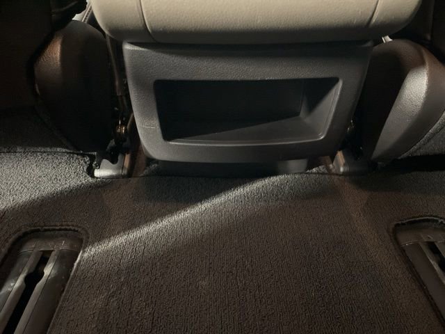 Used 2025 Kia Carnival image 38