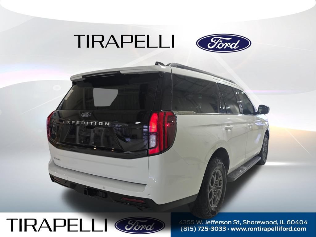 Certified 2025 Ford Expedition Active AWD/4WD image 9