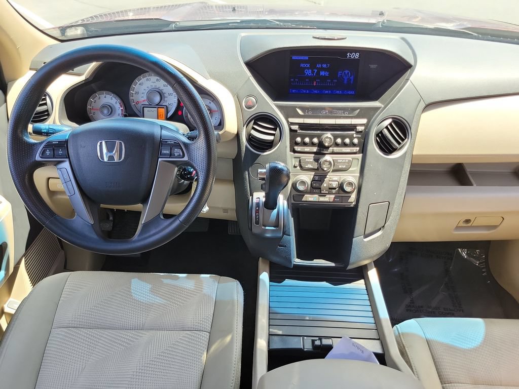 Used 2015 Honda Pilot LX image 10