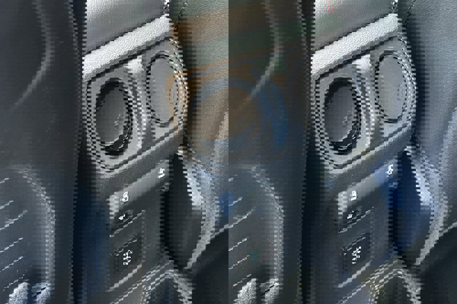 Used 2022 Jeep Gladiator Rubicon w/ Cold Weather Group image 14