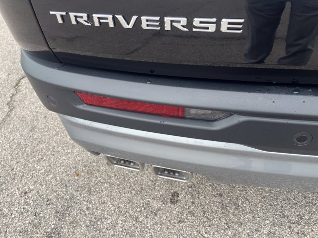New 2027 Chevrolet Traverse LT FWD image 11