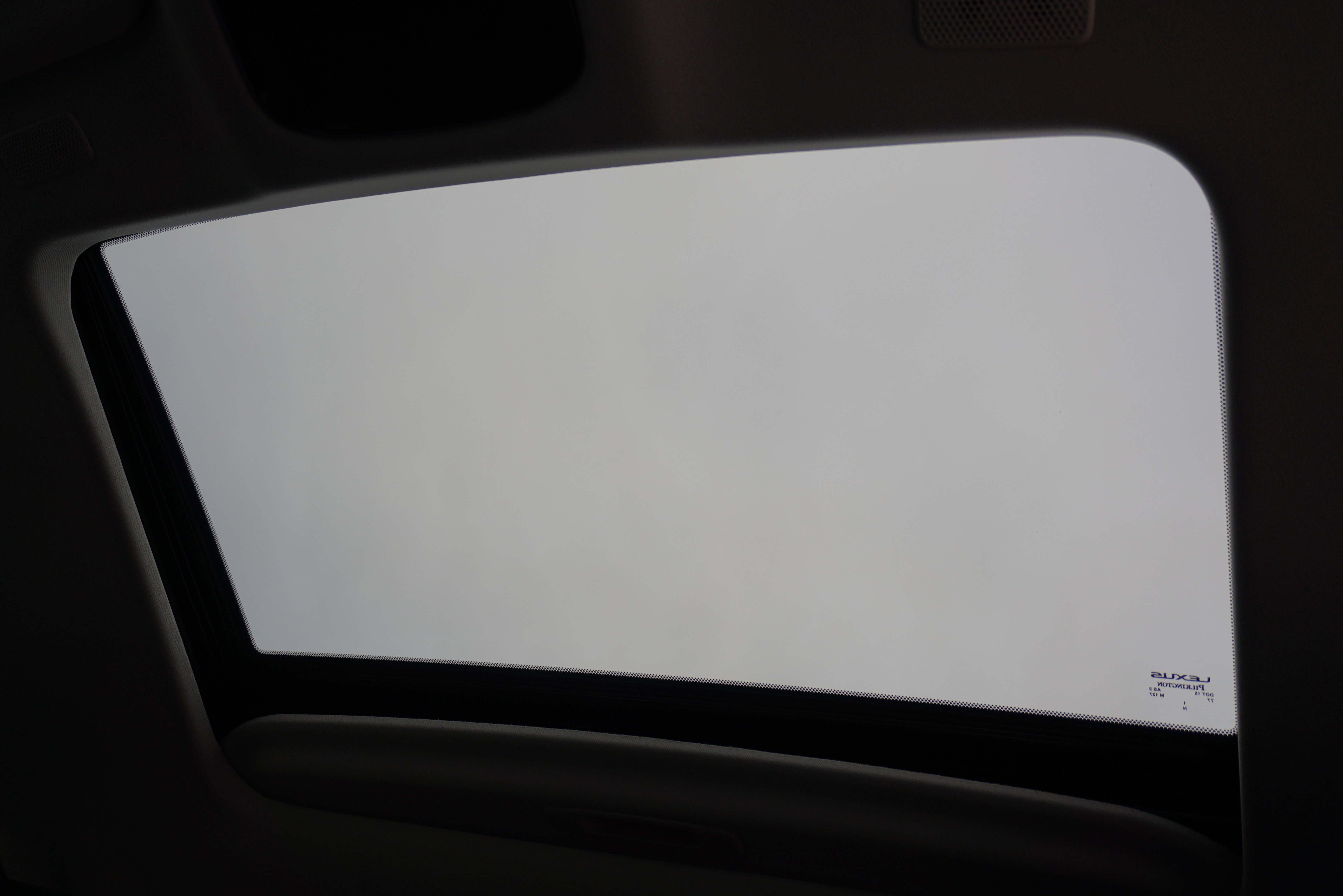 Used 2025 Lexus NX 250 FWD w/ Towing Package (2000 Lbs) image 18