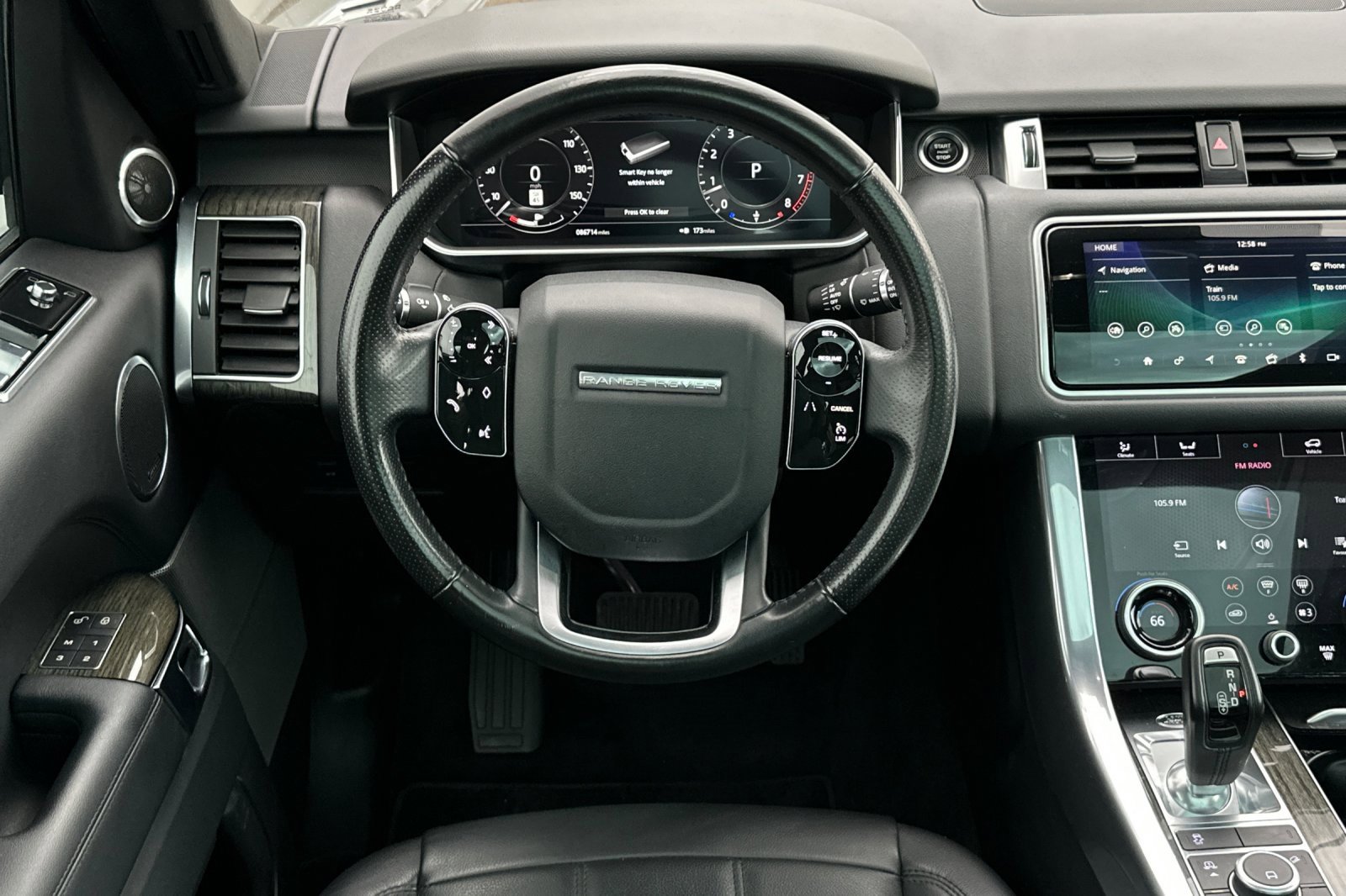 Used 2018 Land Rover Range Rover Sport SE image 15