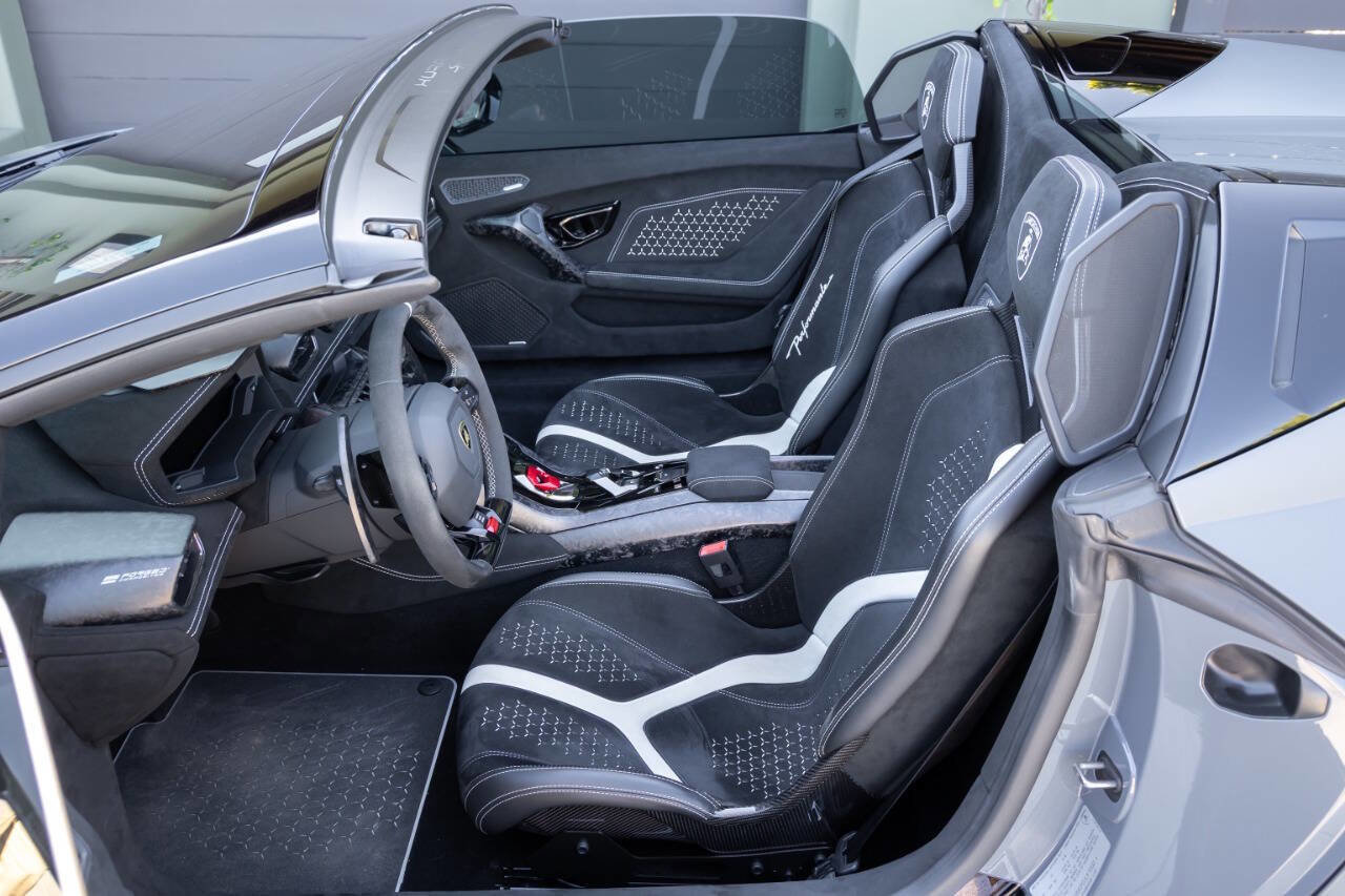 Used 2018 Lamborghini Huracan Performante image 51