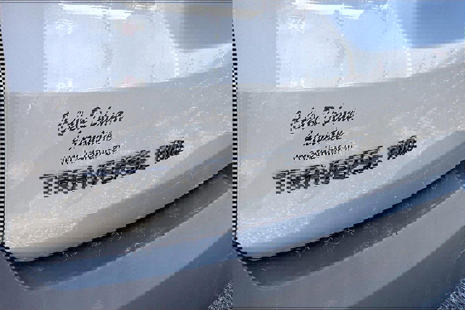 Used 2023 Chevrolet Traverse RS image 32