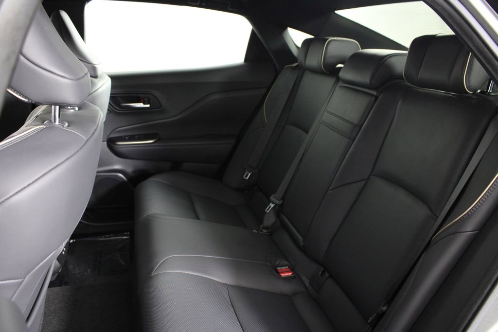 Used 2023 Toyota Crown Limited image 22