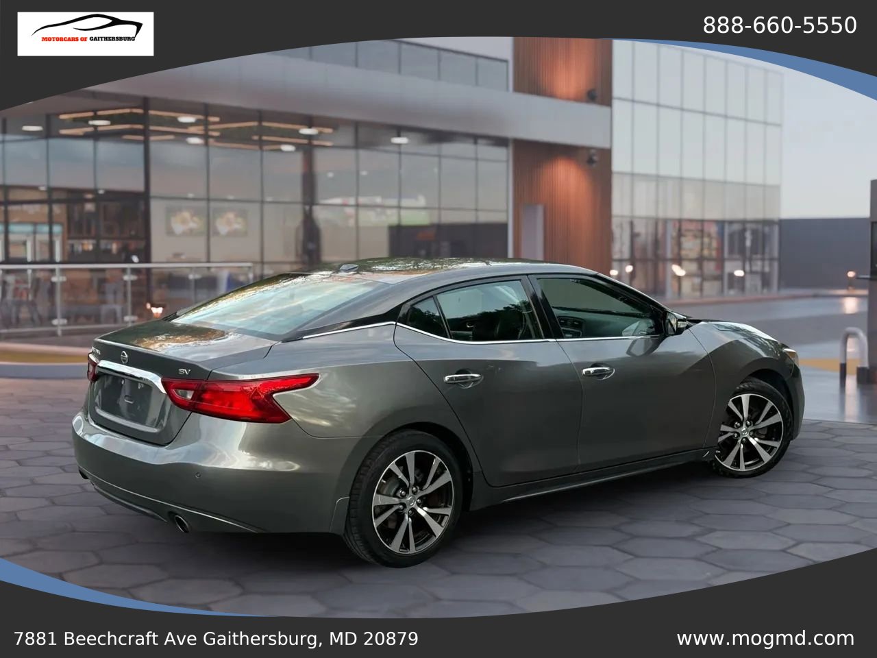 Used 2017 Nissan Maxima 3.5 SV image 4