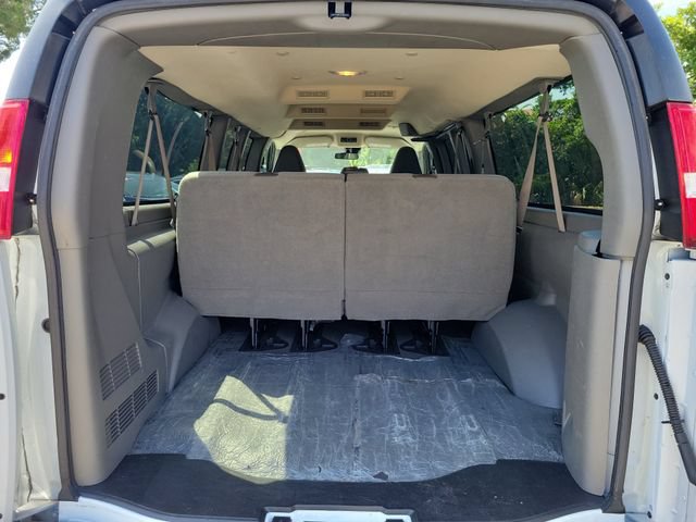 Used 2024 Chevrolet Express 3500 LT w/ LT Preferred Equipment Group RWD image 9