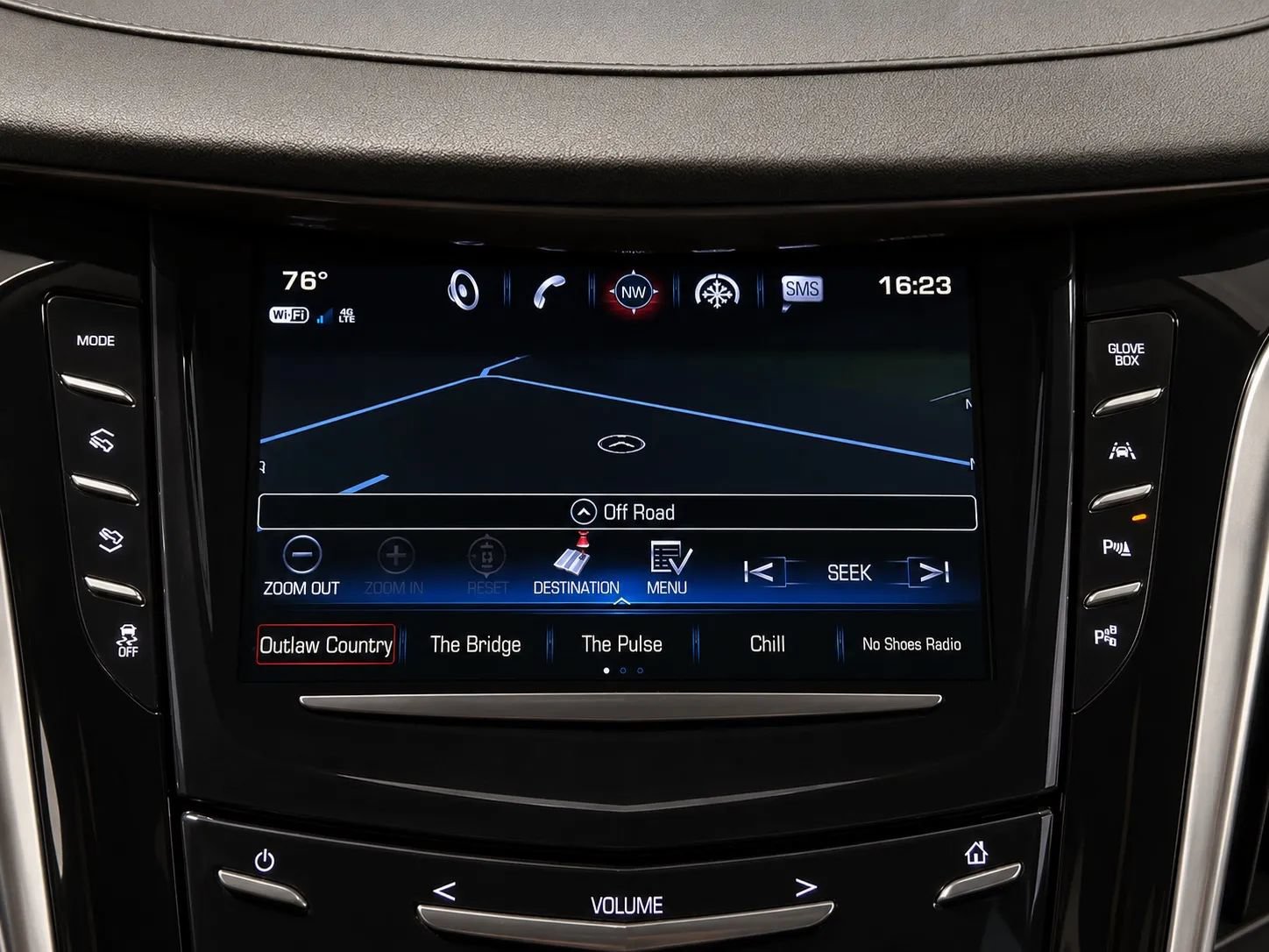 Used 2020 Cadillac Escalade ESV Luxury AWD/4WD image 39