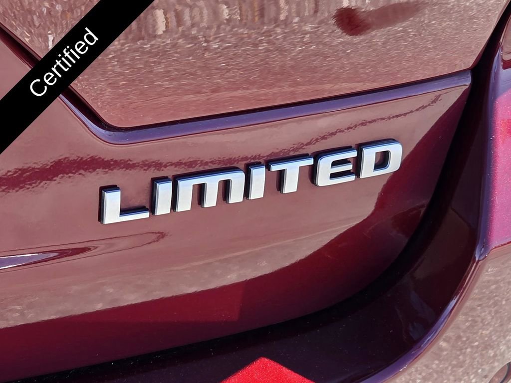 Used 2025 Jeep Grand Cherokee Limited image 35