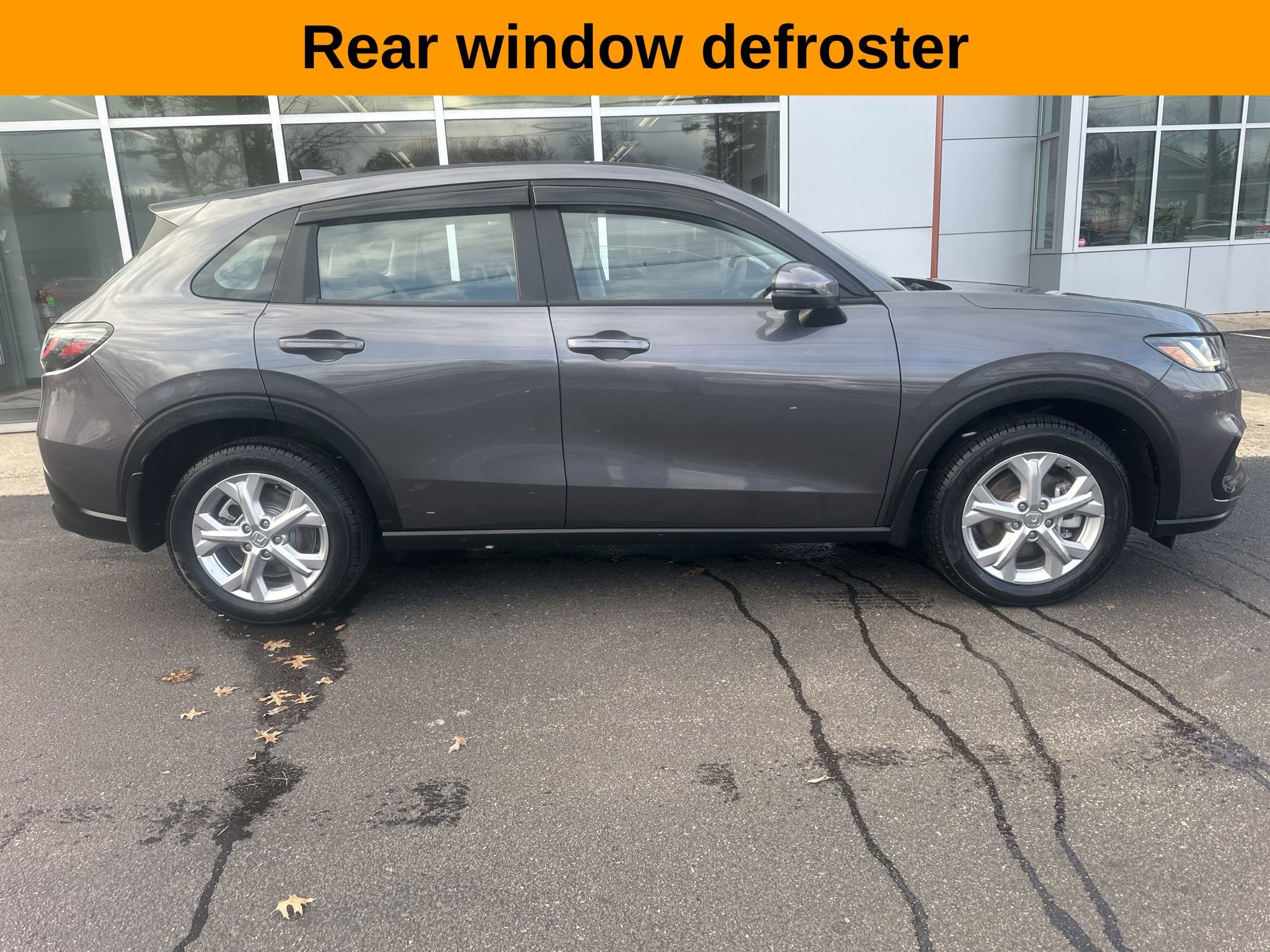 Used 2023 Honda HR-V LX image 2