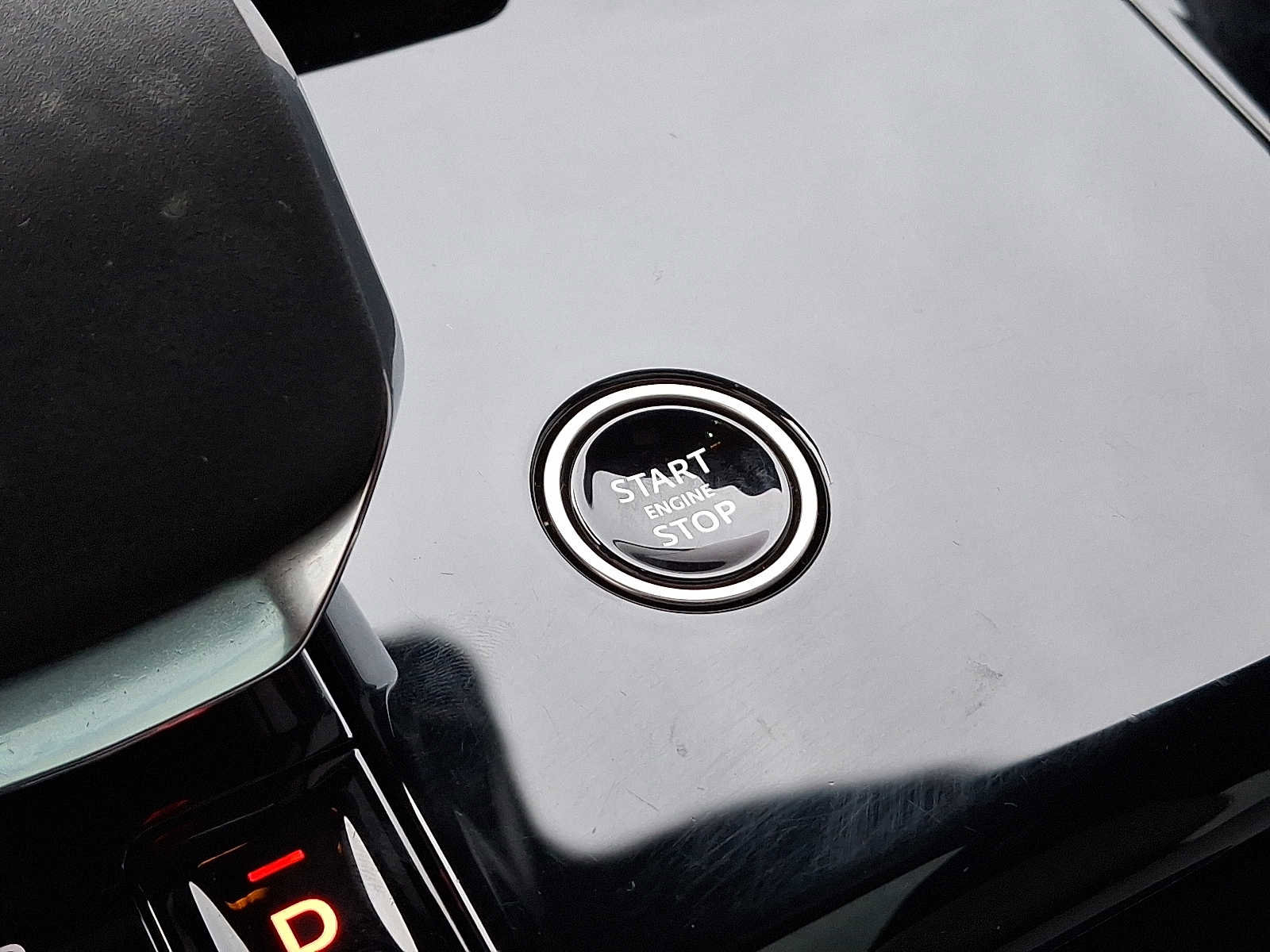 Used 2024 Land Rover Range Rover Sport Dynamic SE image 25