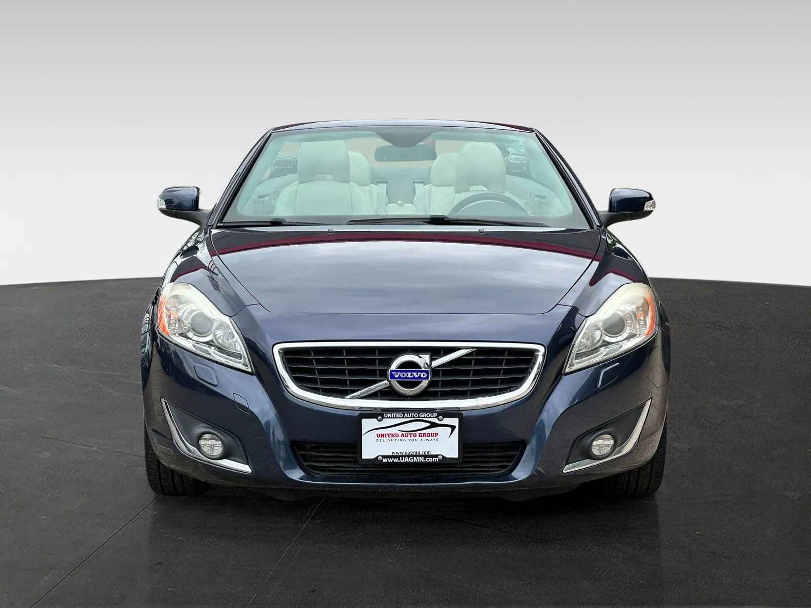 Used 2013 Volvo C70 T5 image 2