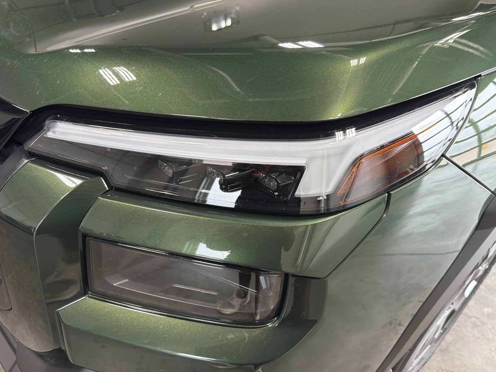 Certified 2026 Subaru Outback Premium AWD/4WD image 16