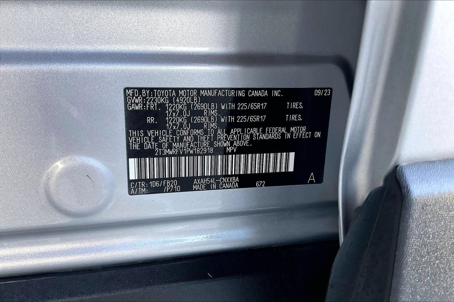 Used 2023 Toyota RAV4 LE AWD/4WD image 17