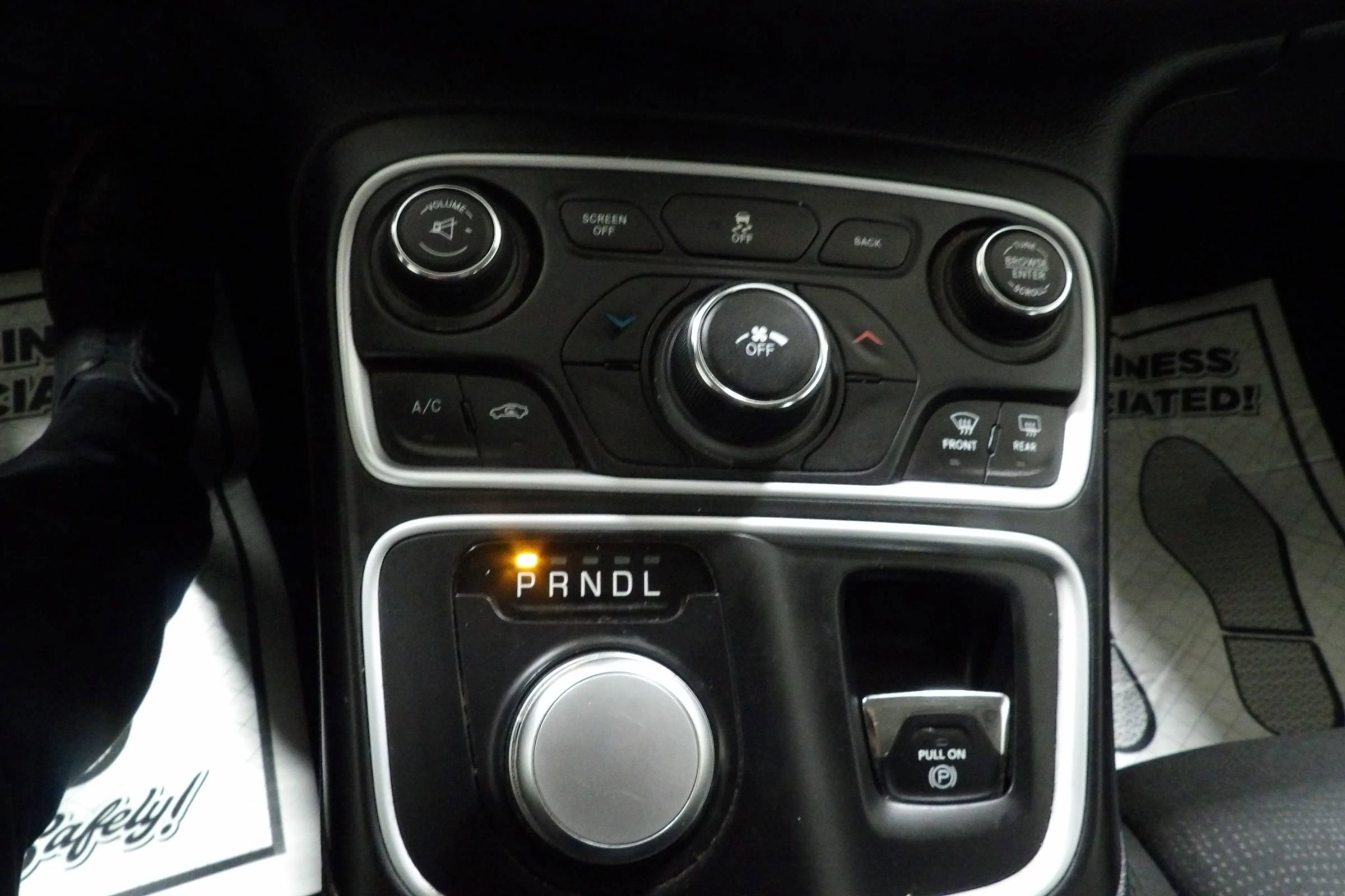 Used 2017 Chrysler 200 LX FWD image 12