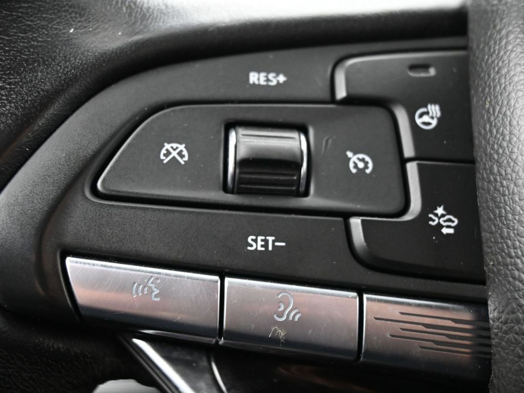 Used 2022 Cadillac Escalade Sport w/ Touring Package AWD/4WD image 28