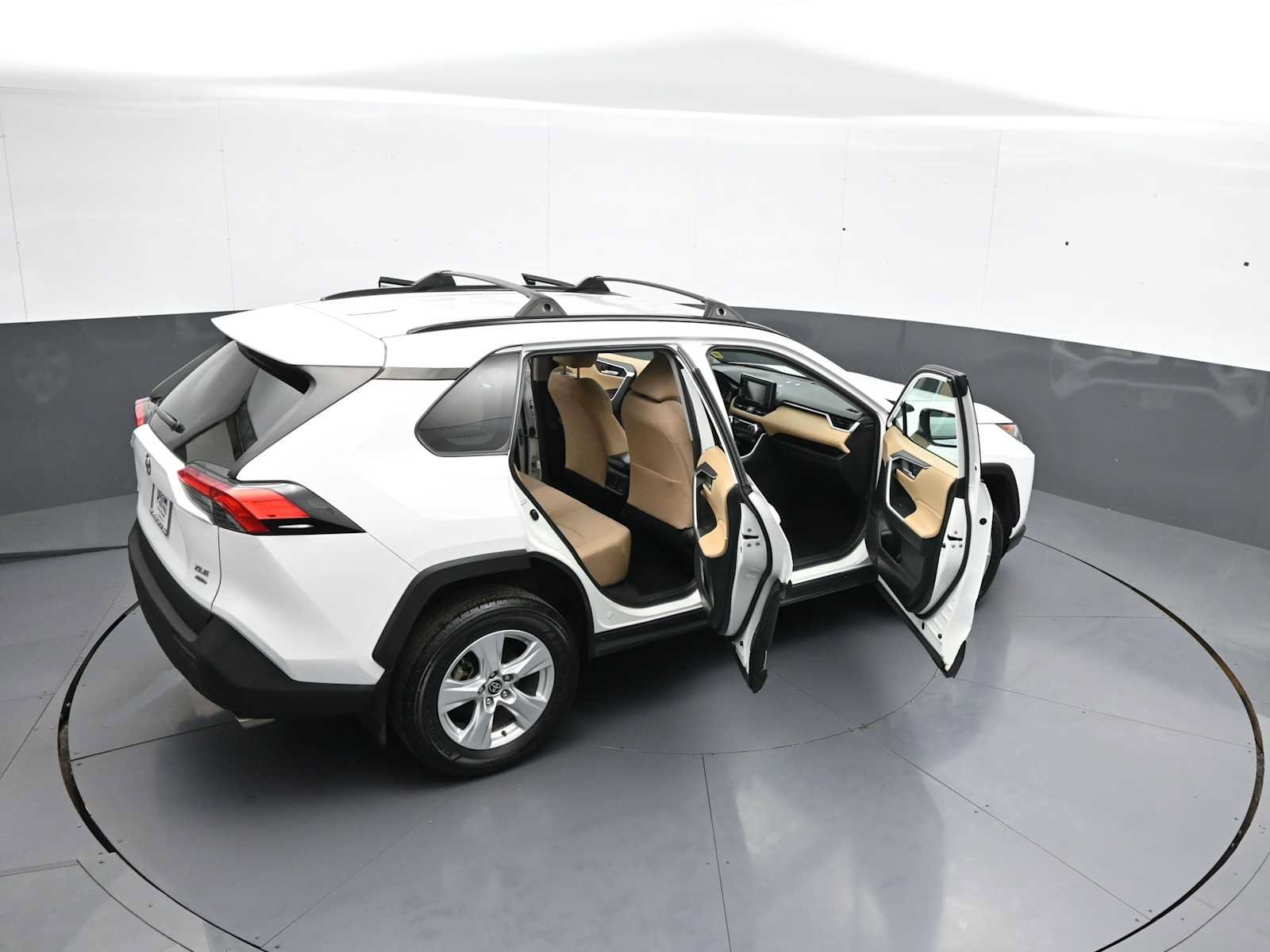 Certified 2021 Toyota RAV4 XLE AWD/4WD image 42