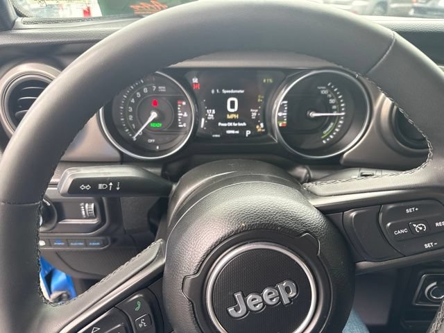 Used 2023 Jeep Wrangler Unlimited w/ Cold Weather Group AWD/4WD image 13