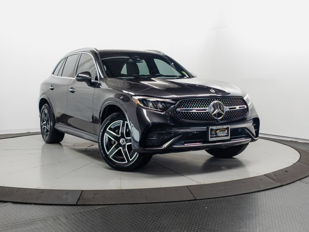 Used 2025 Mercedes-Benz GLC 300 4MATIC w/ AMG Line