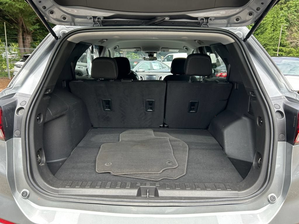 Used 2023 Chevrolet Equinox LT AWD/4WD image 22