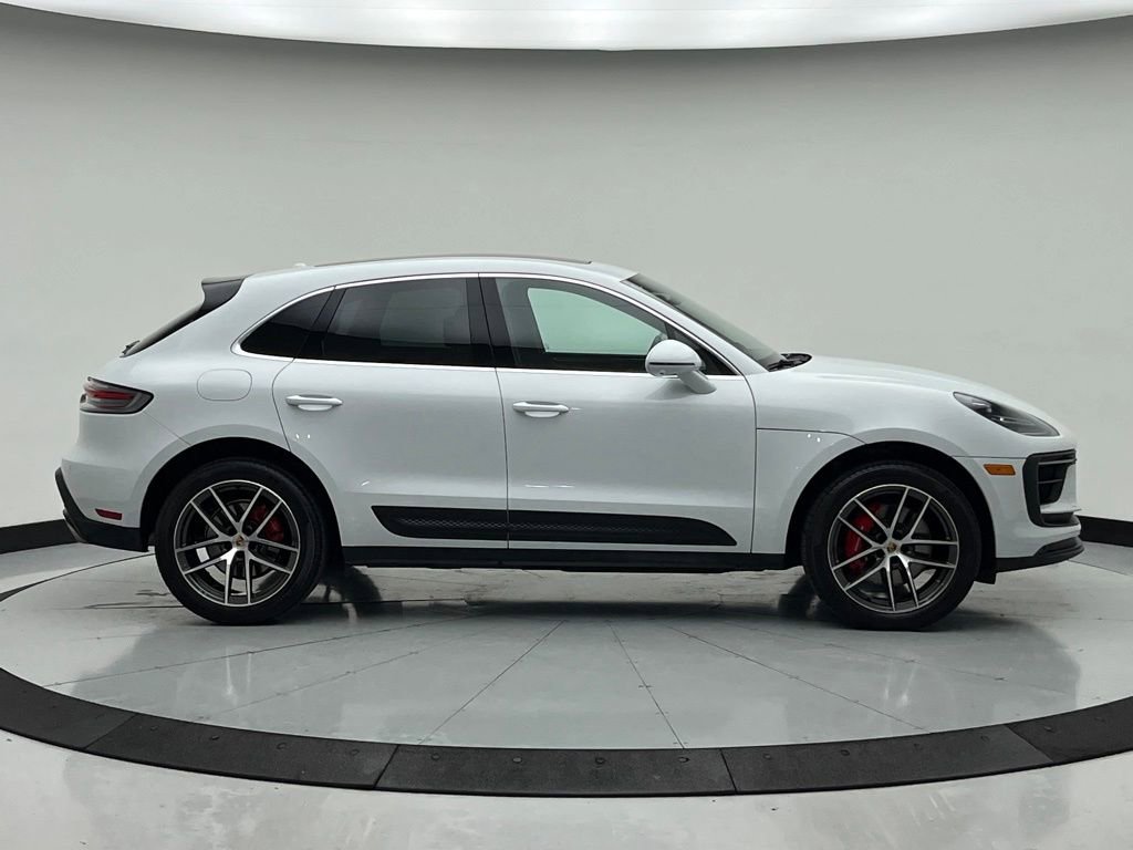 Used 2024 Porsche Macan S image 8