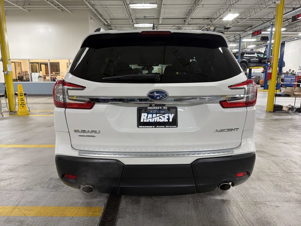 Certified 2023 Subaru Ascent Premium w/ Convenience Package AWD/4WD image 7