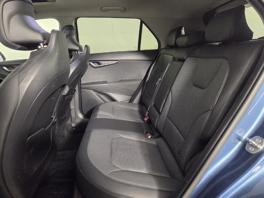 Used 2023 Kia Niro SX Touring FWD image 23